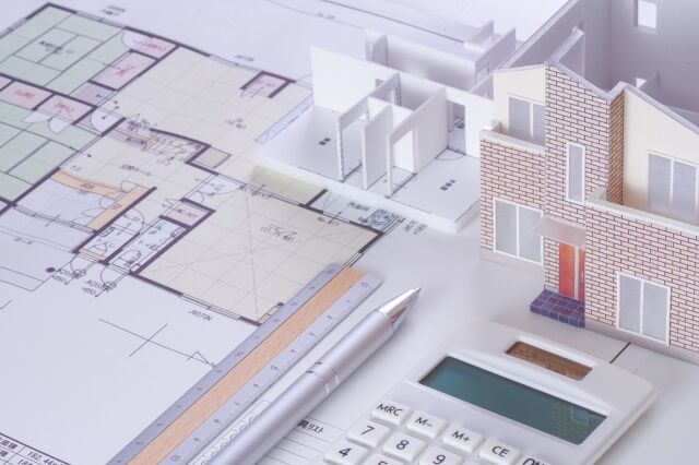 市場調査に基づく現実的なプラン